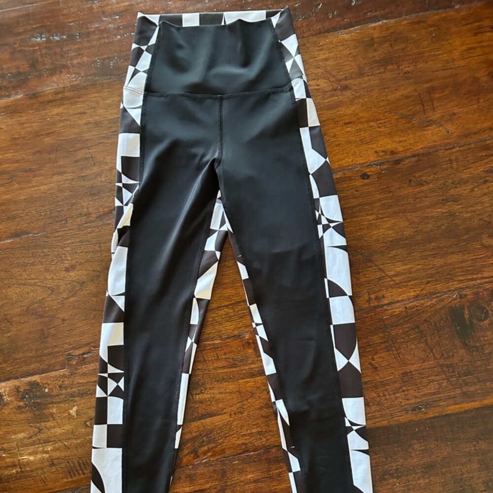 Beach Riot leggings size XS